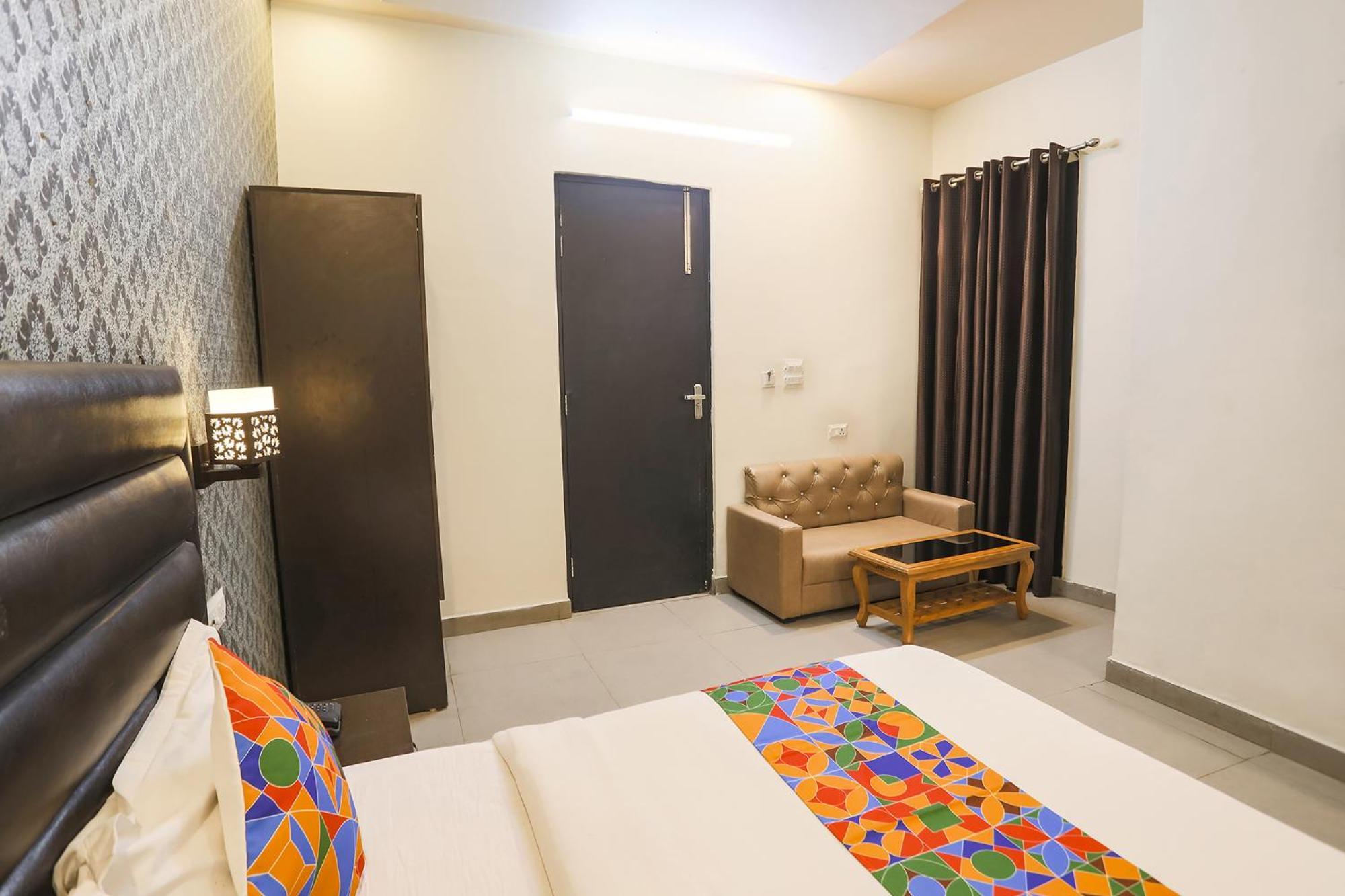 Fabhotel The Diamond Ghaziabad Exterior foto